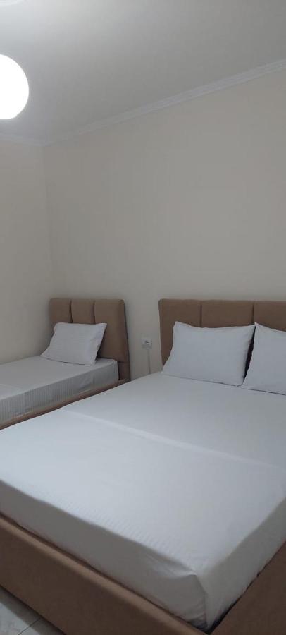 Apartament Teuta Përmet Eksteriør billede